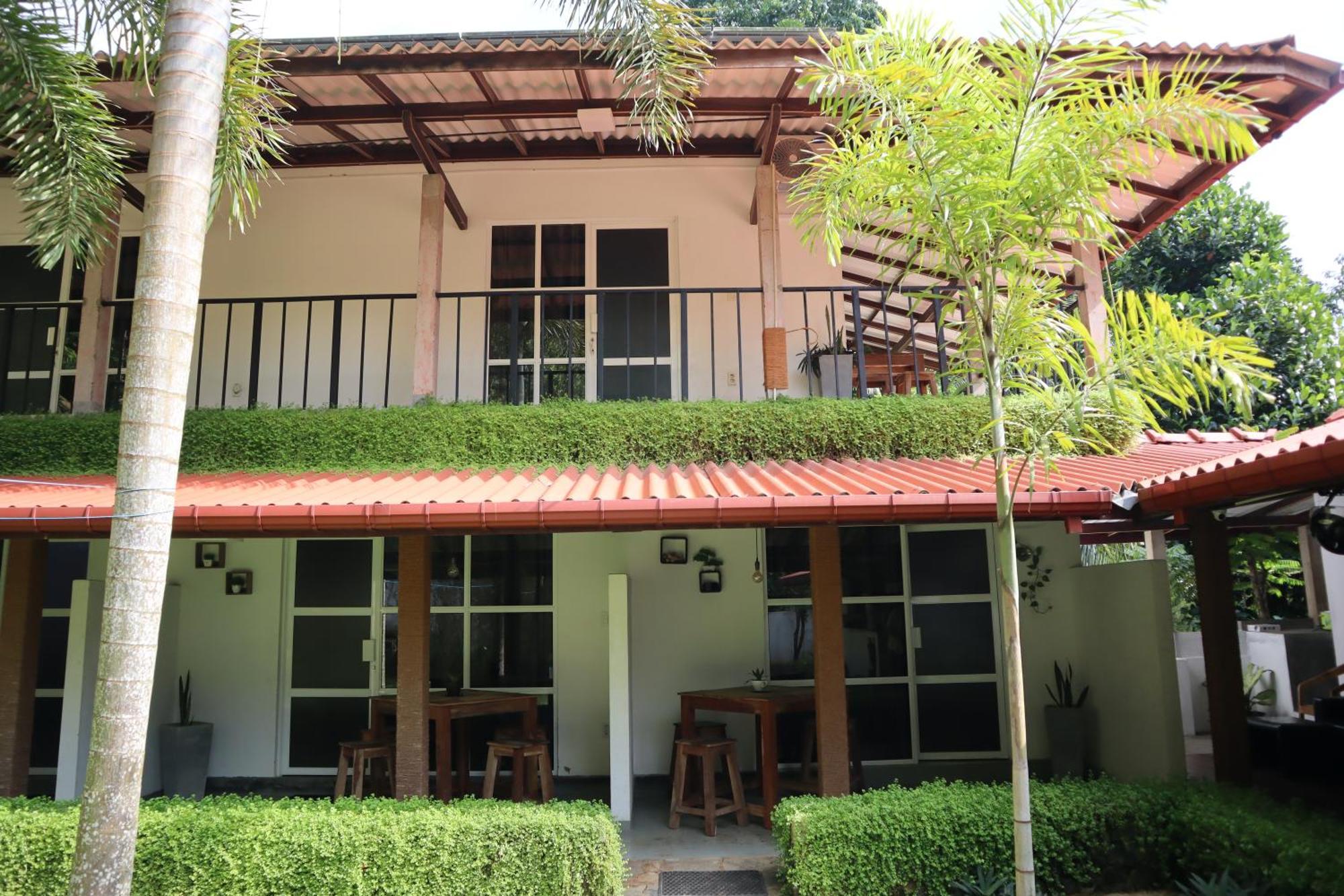 Pineview Hotell Unawatuna Exteriör bild