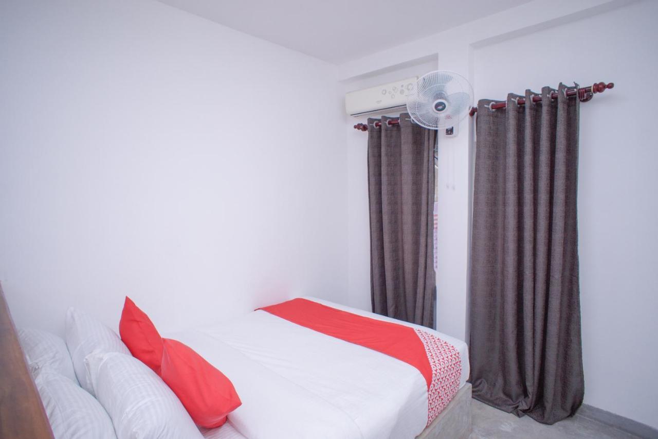 Pineview Hotell Unawatuna Exteriör bild