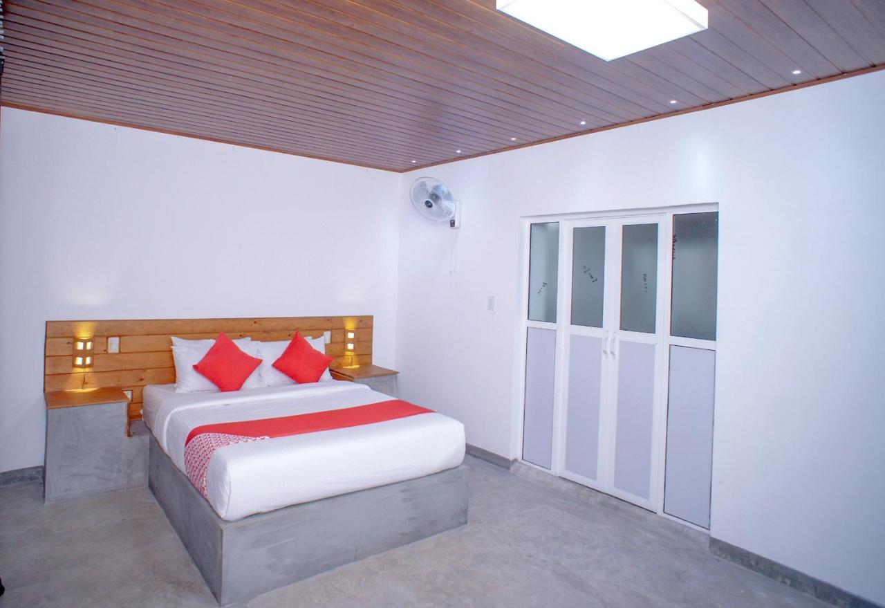 Pineview Hotell Unawatuna Exteriör bild